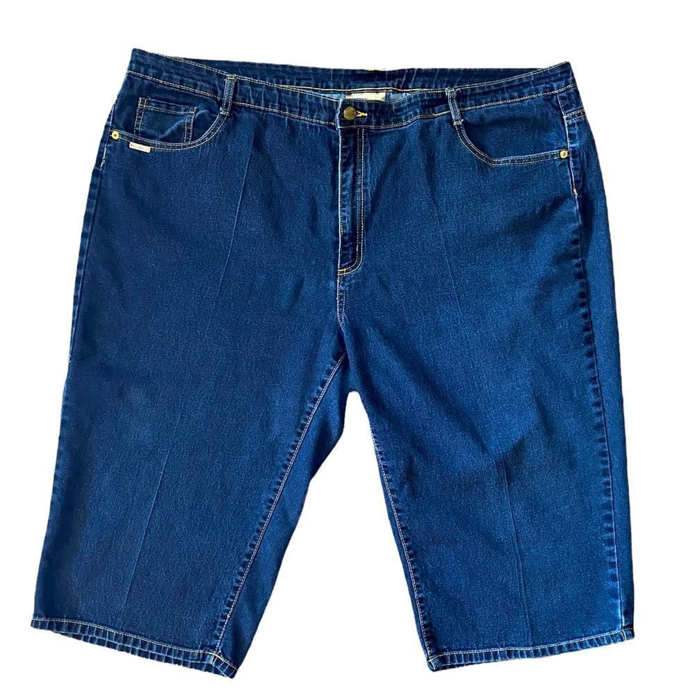 Miss Tina Women’s Knee Length Denim Jean Shorts Plus Size 26W
